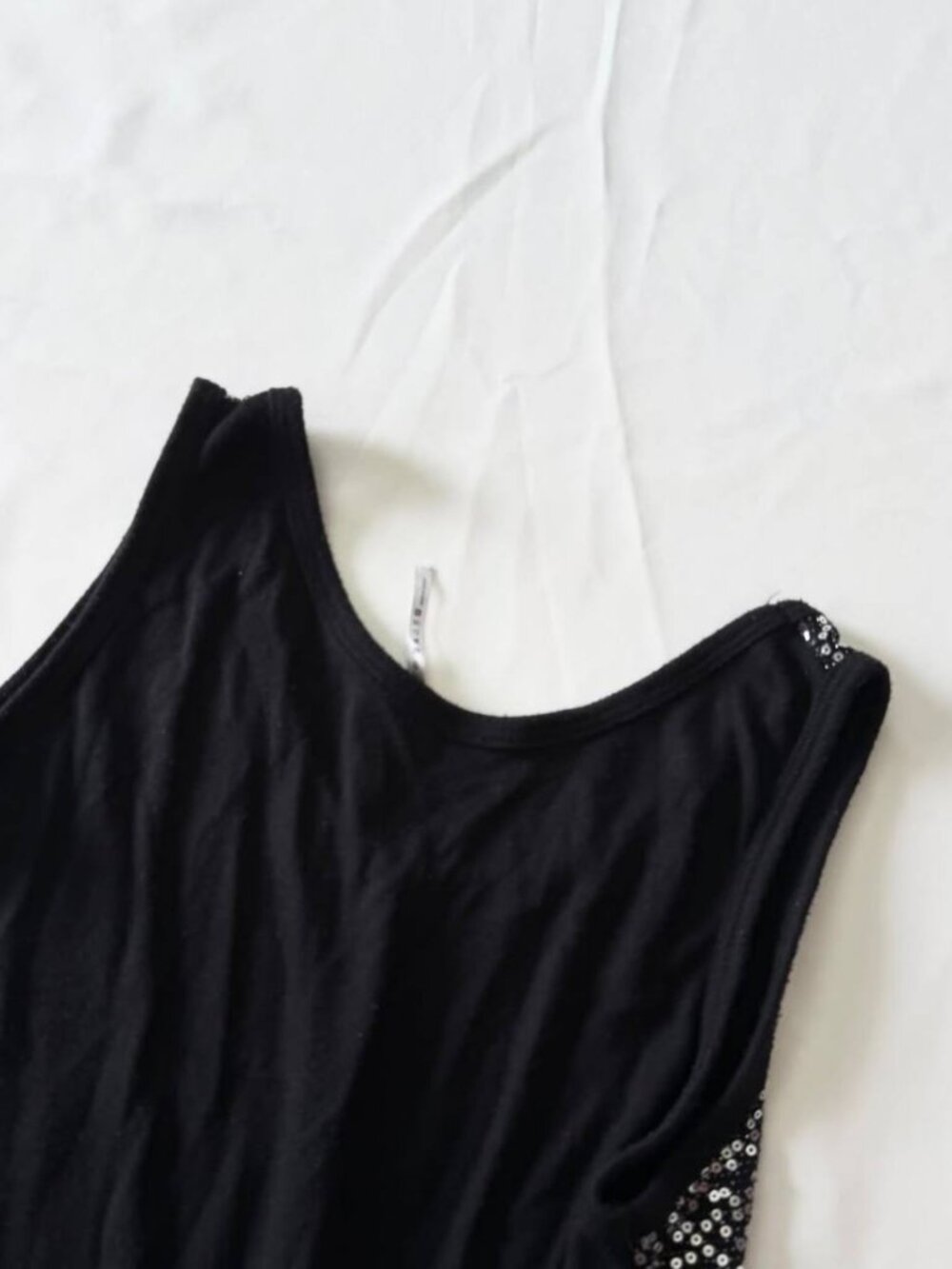 Black Sequin Tank Top Sparkly Sleeveless Y2K Party Going Out Top - Picture 5 of 5